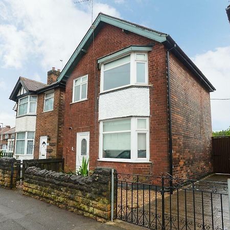 Cosy House In The Heart Of Beeston With Free Parking And Wifi Villa นอตติงแฮม ภายนอก รูปภาพ