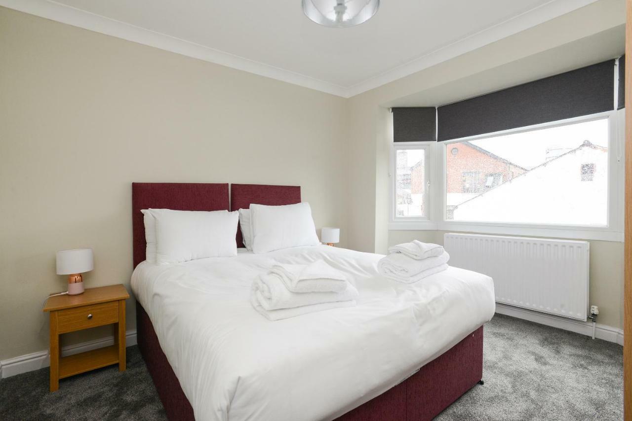 Cosy House In The Heart Of Beeston With Free Parking And Wifi Villa นอตติงแฮม ภายนอก รูปภาพ