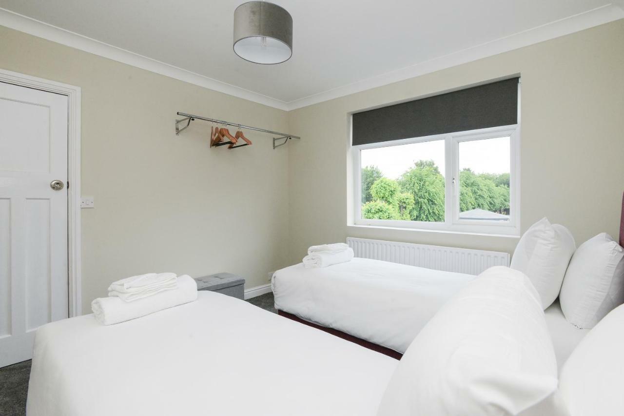 Cosy House In The Heart Of Beeston With Free Parking And Wifi Villa นอตติงแฮม ภายนอก รูปภาพ