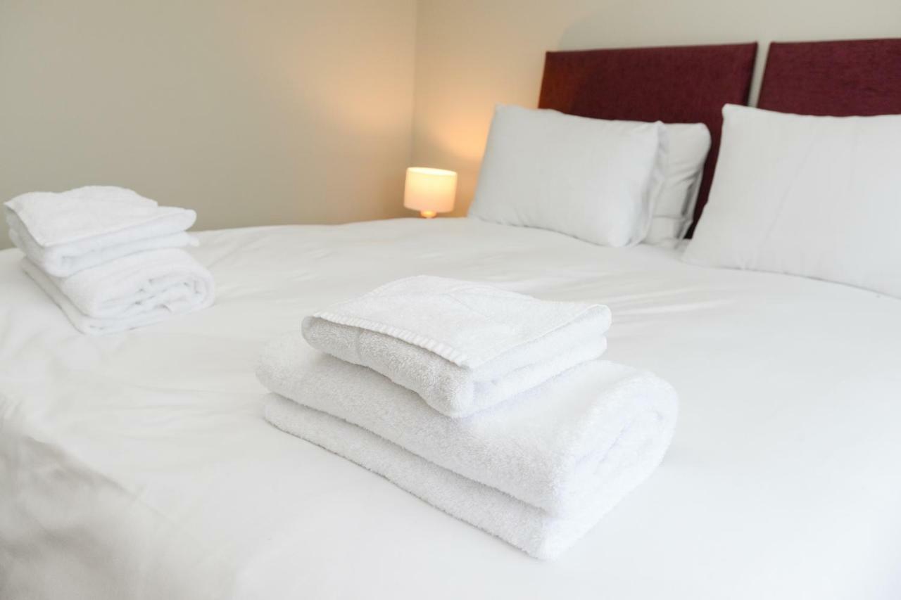 Cosy House In The Heart Of Beeston With Free Parking And Wifi Villa นอตติงแฮม ภายนอก รูปภาพ