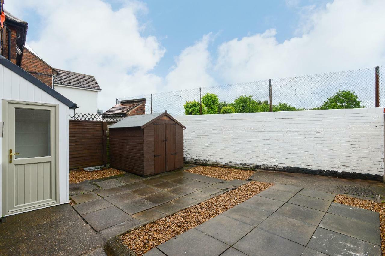 Cosy House In The Heart Of Beeston With Free Parking And Wifi Villa นอตติงแฮม ภายนอก รูปภาพ